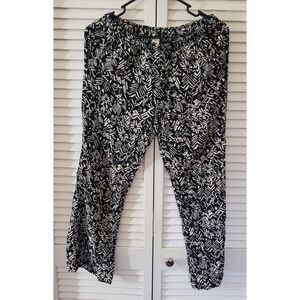 Black Lounge Pants with White Abstract Design by No Boundaries – Size S